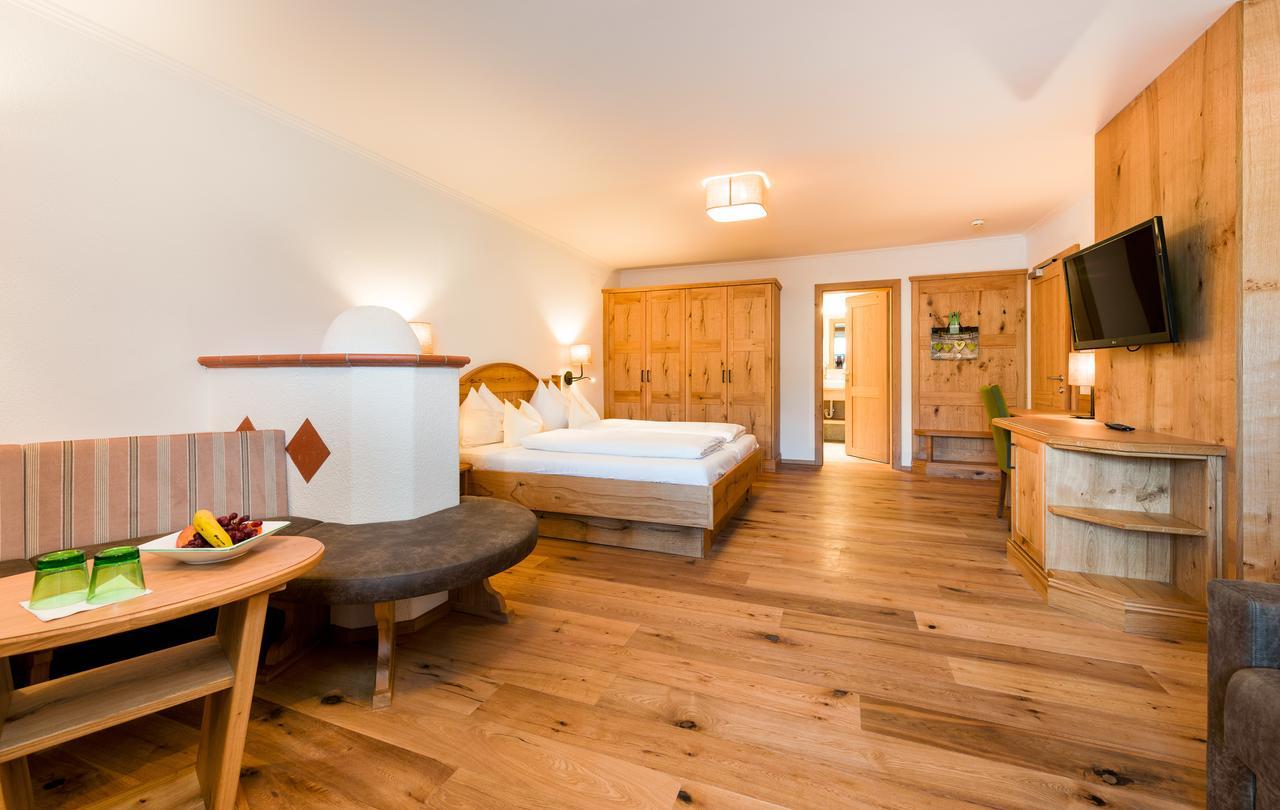 Wellness & Sporthotel Alpenhof Ehrwald Exterior photo